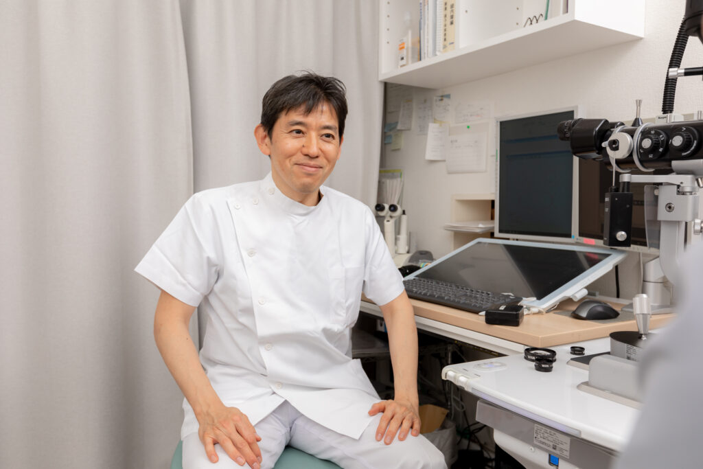 老視（老眼）でお悩みの方は、眼科専門医にご相談ください